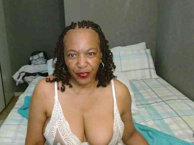 Sweetlilya webcam