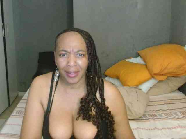 Sweetlilya webcam