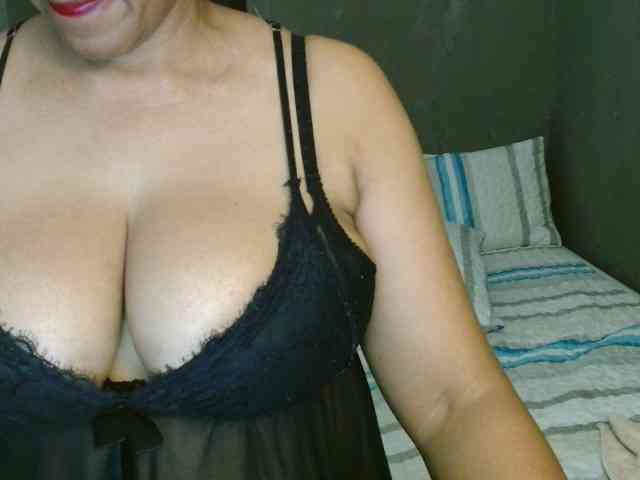 Sweetlilya webcam