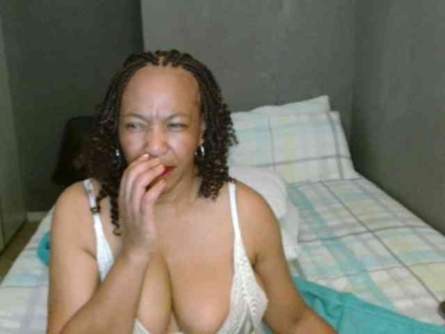 Sweetlilya webcam