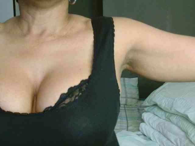 Sweetlilya webcam