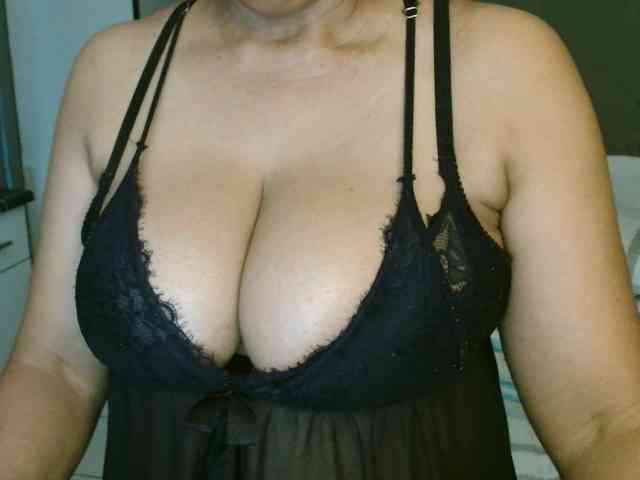 Sweetlilya webcam