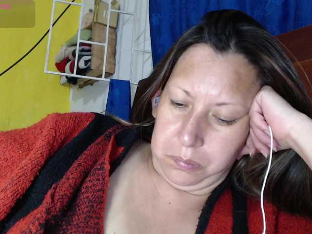 evatoms Live Cam on BongaCams