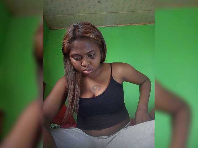 Rusaiana1 live cam on BongaCams