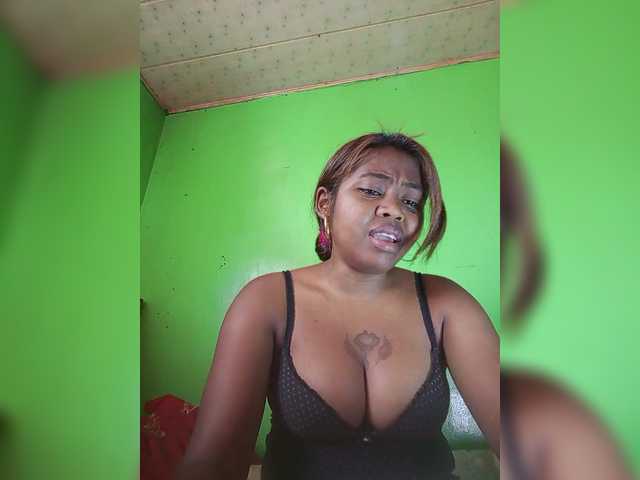 Rusaiana1 live cam on BongaCams