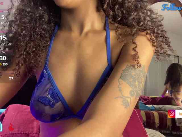LupitaLove webcam