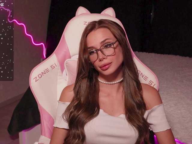 MindLure live cam on BongaCams