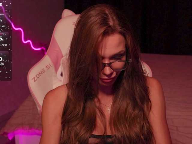 MindLure live webcam show