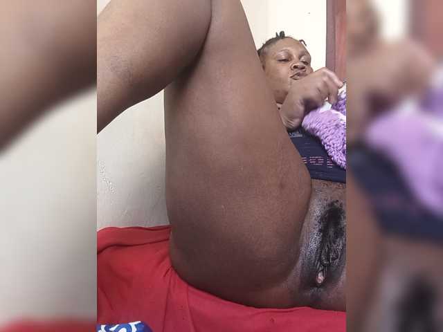 Mrsanaconda live cam on BongaCams