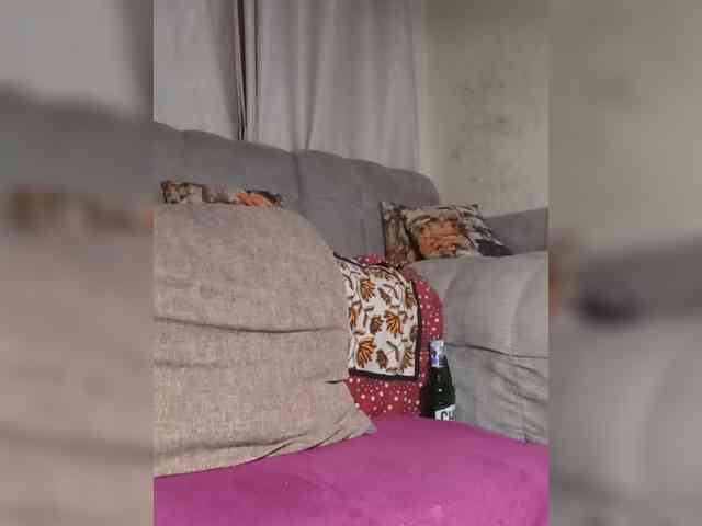 Mrsanaconda webcam