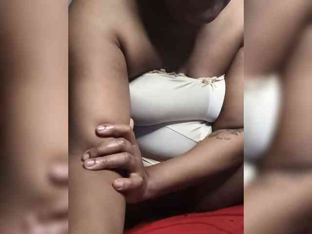 Mrsanaconda Live Webcam on BongaCams