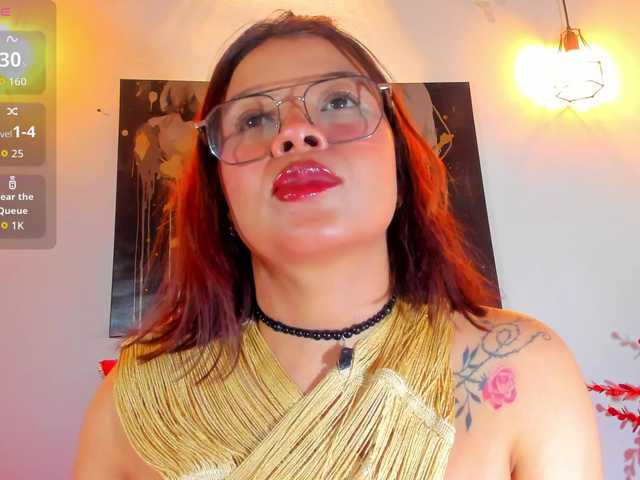 Karlaliones live cam on BongaCams