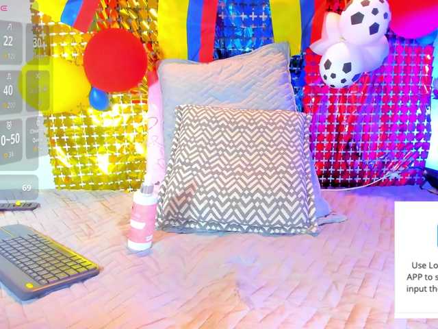 Karlaliones live cam on BongaCams