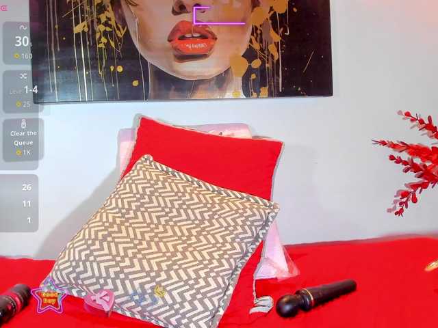 Karlaliones live webcam show