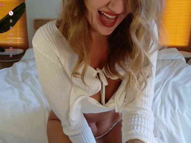 SweetLucyX webcam