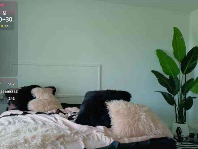 SweetLucyX webcam