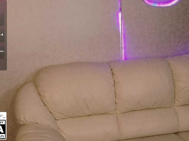 STemptation's BongaCams show and profile