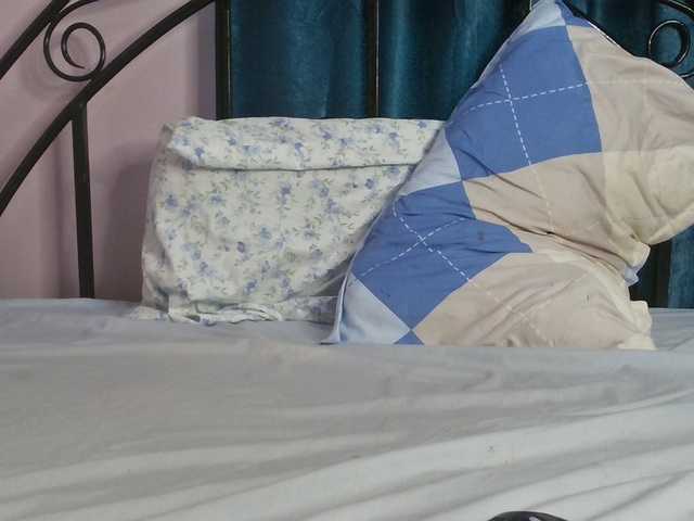 sweetvalariy live cam on BongaCams