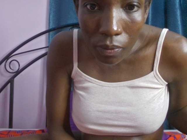 sweetvalariy live cam on BongaCams