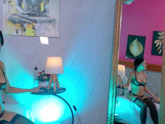 cutepetitee live cam on BongaCams