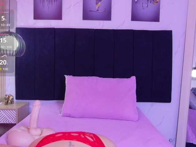 le modèle cutepetitee est en webcam porno dans un show sur le site bongacams, il possède les tags suivants: Latino/Hispanic,Brunette,Shaved
