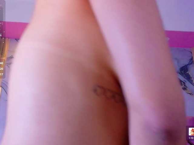 cutepetitee live cam on BongaCams