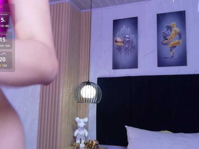 cutepetitee live webcam show