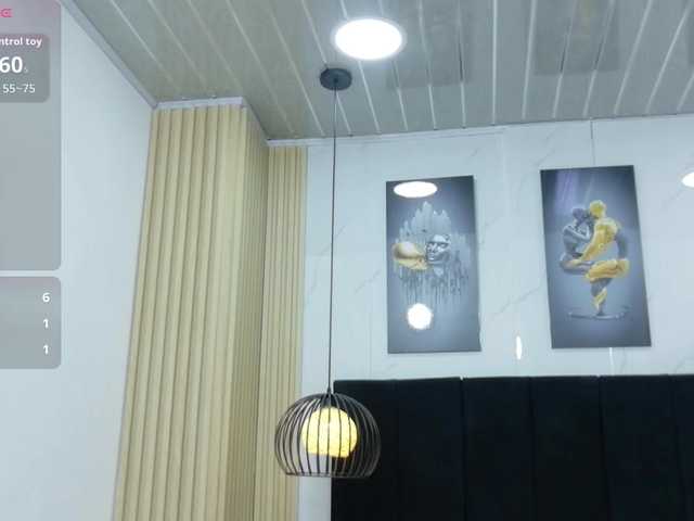 cutepetitee live cam on BongaCams