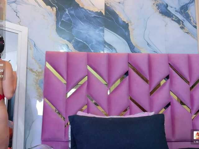 cutepetitee live webcam show