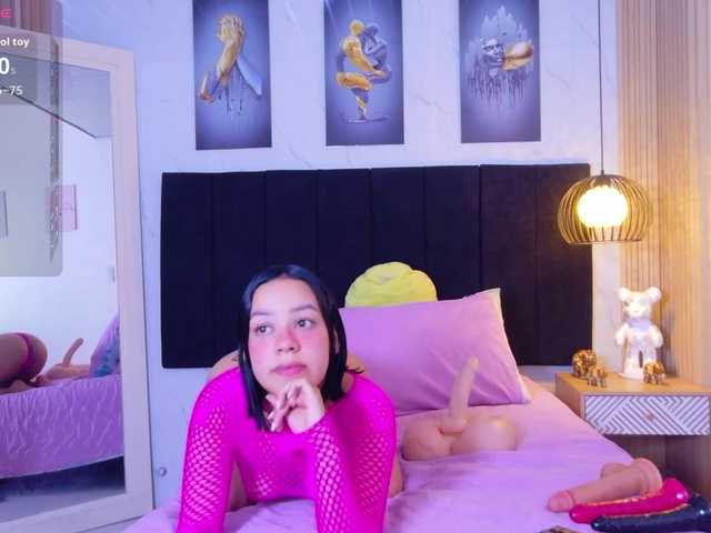 cutepetitee Live Cam pe BongaCams