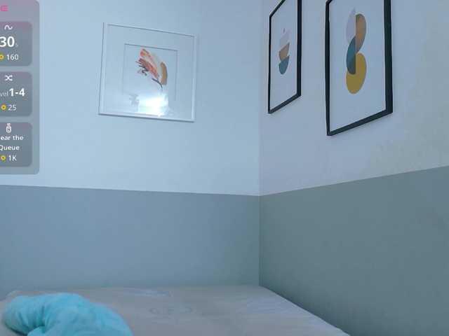 cutepetitee live cam on BongaCams