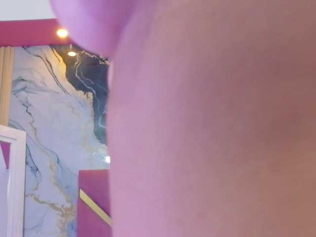 cutepetitee live cam on BongaCams