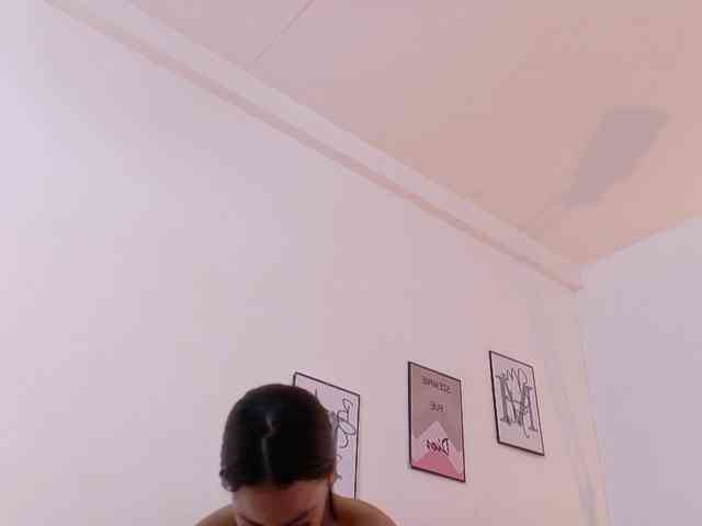 cutepetitee webcam