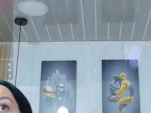 cutepetitee Live Webcam on BongaCams