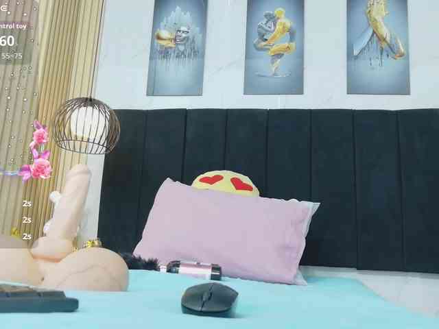 cutepetitee webcam
