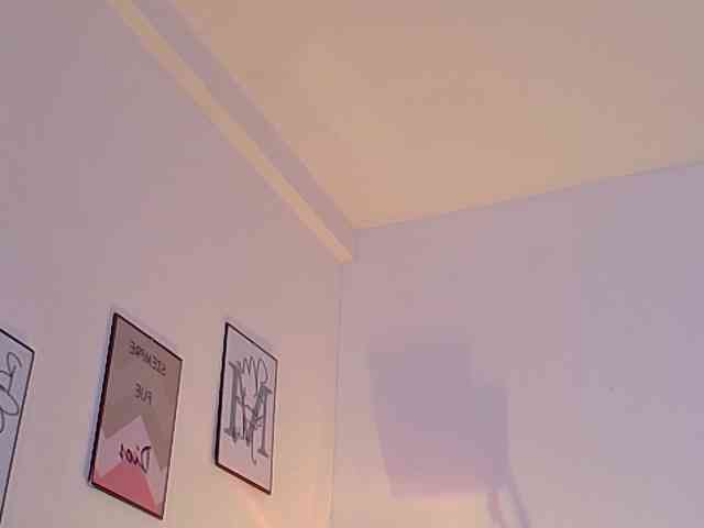 cutepetitee webcam