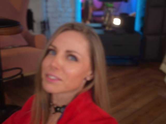  EvaFashionista chat room