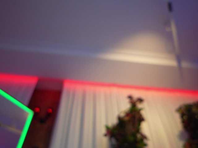 go to chat with EvaFashionista