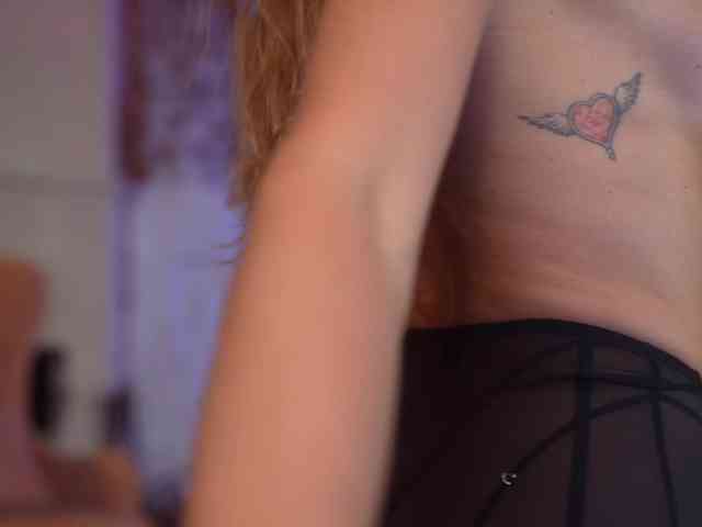 EvaFashionista webcam