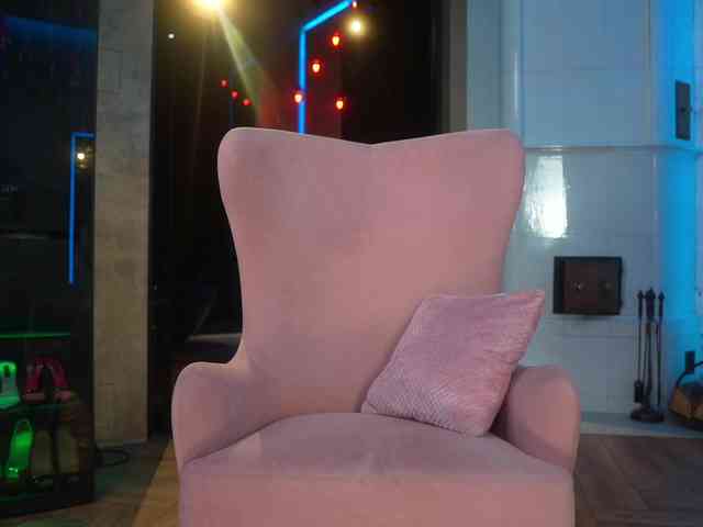 EvaFashionista webcam
