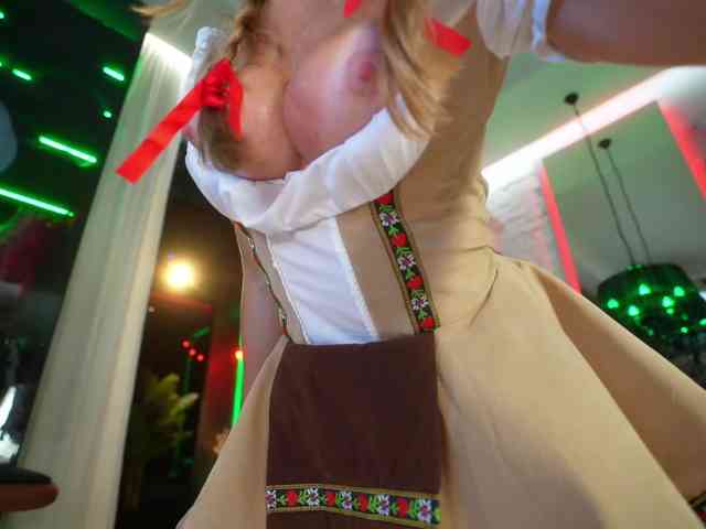 EvaFashionista webcam