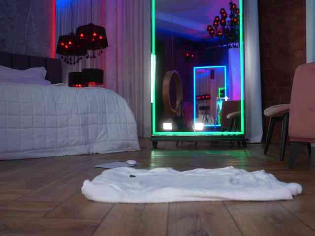 EvaFashionista webcam