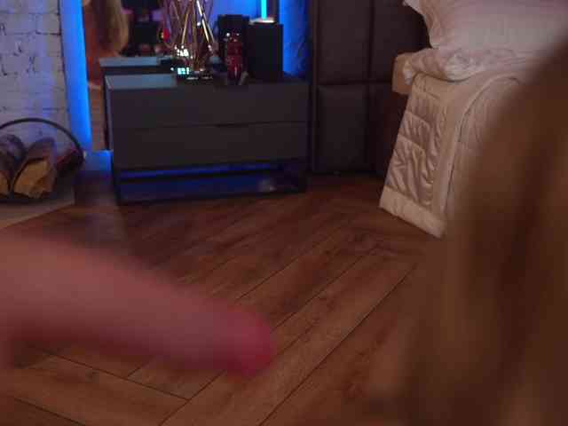 EvaFashionista webcam