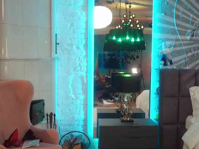 EvaFashionista webcam