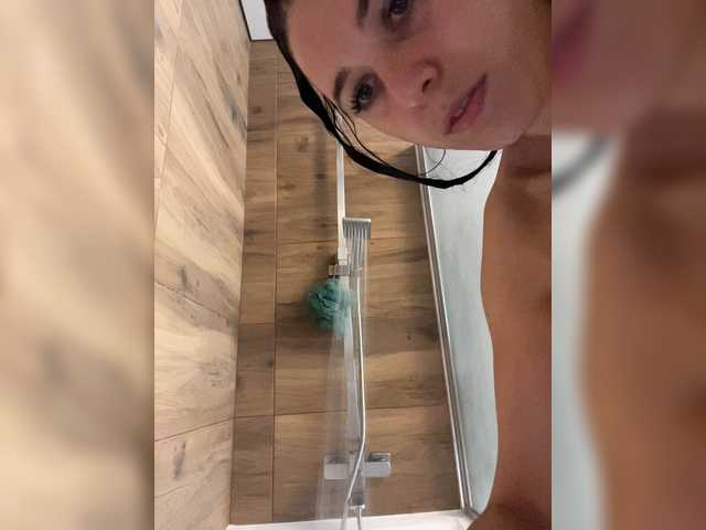 Potifays live cam preview
