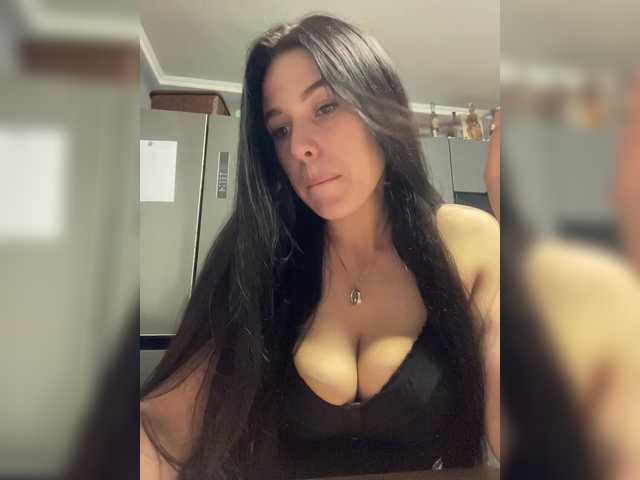 Potifays's BongaCams show and profile