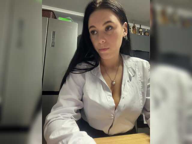 Potifays's BongaCams show and profile