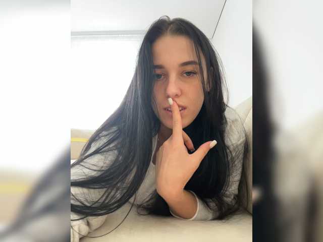 Potifays live cam