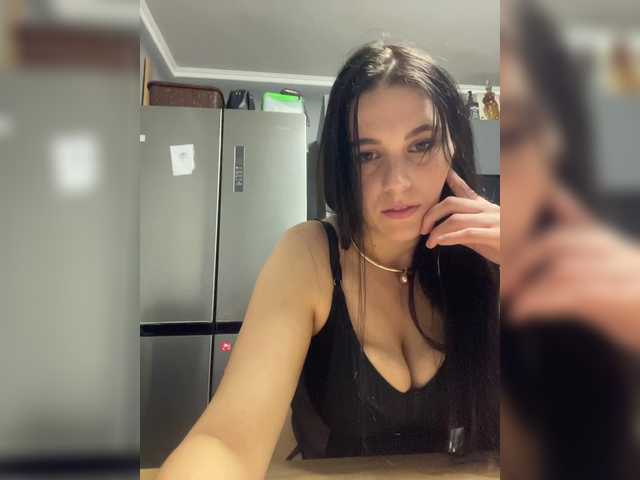 Potifays's BongaCams show and profile
