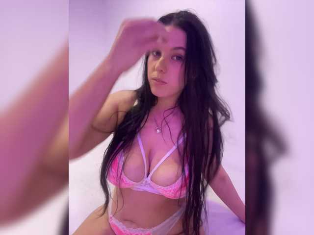 Potifays's BongaCams show and profile